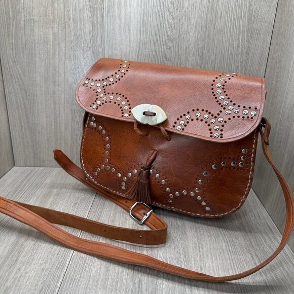 Vintage Studded Shoulder Purse Tassel Flap Adjustable Leather Brown - Picture 2 of 13